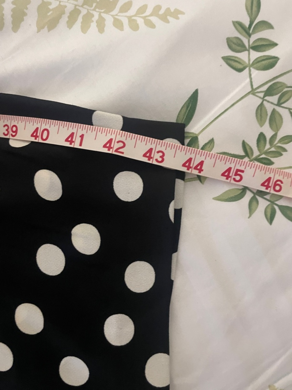 Ann Taylor Black Wide-Leg Pants with White Polka Dots - Picture 7 of 8